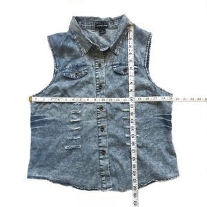 Denim Vest / Sleeveless Top